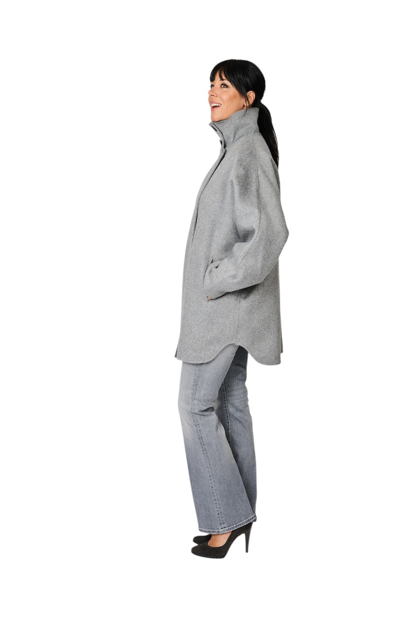 The Dynamis  Studio mantel jas dames licht grijs DS02F26