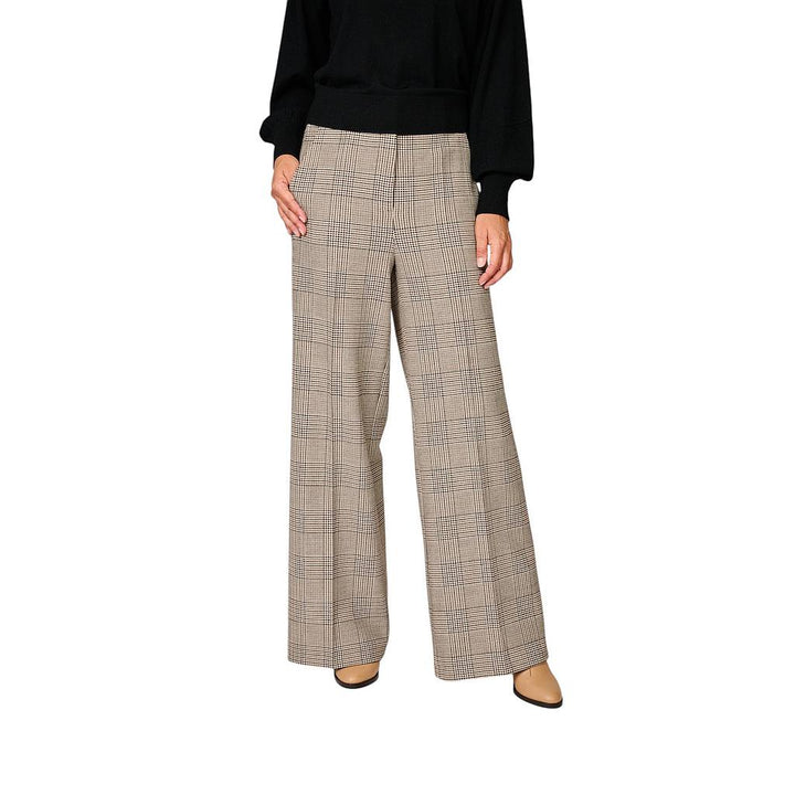 cambio-pantalones-mujer-marrón-alexis